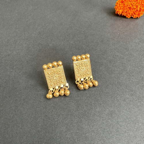 Floral Gold Polish Stud