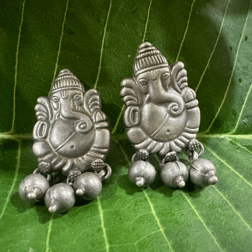 Ganpati Small Stud