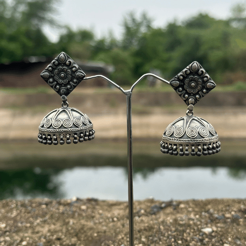 Floral Jhumka