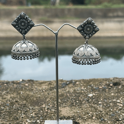 Floral Jhumka