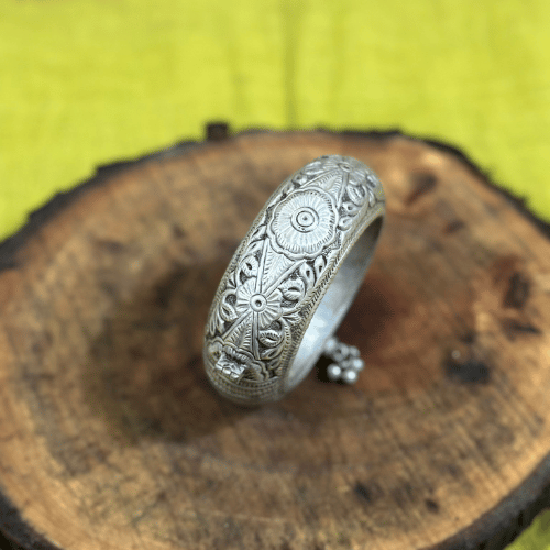 Vintage Floral Kada