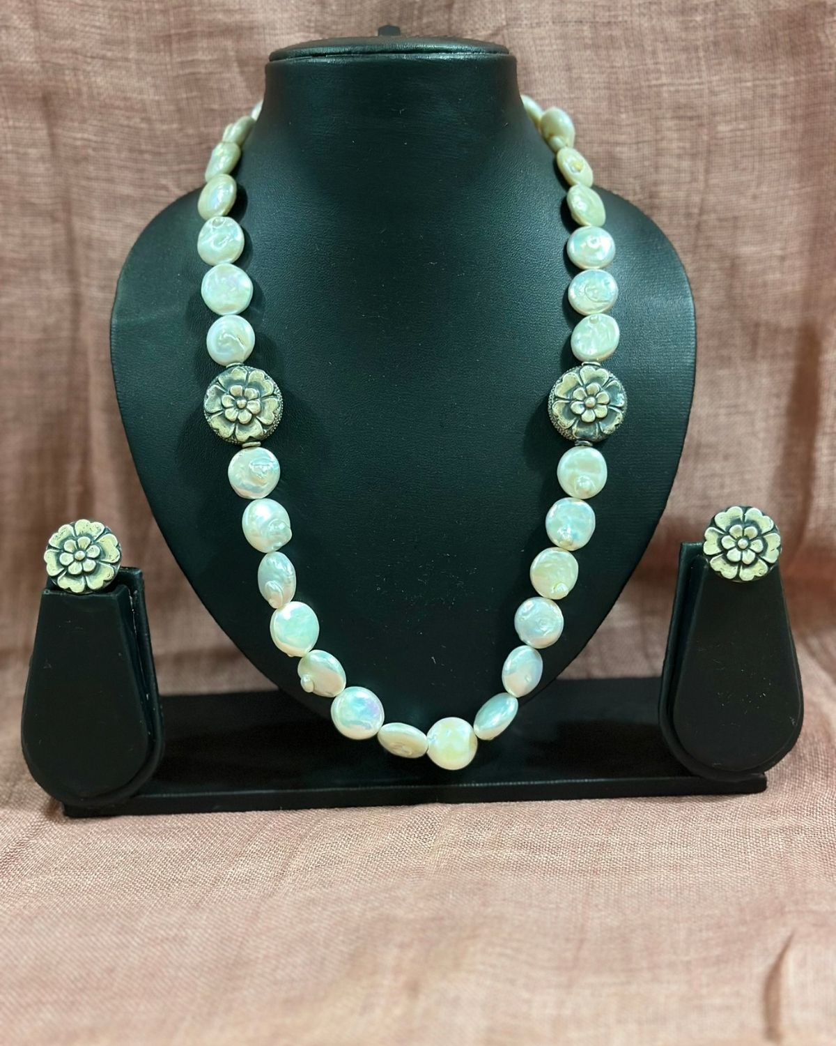 Floral Silver Beads with Pearl Stone Mala