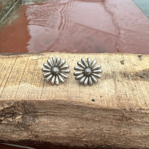 Flower Stud