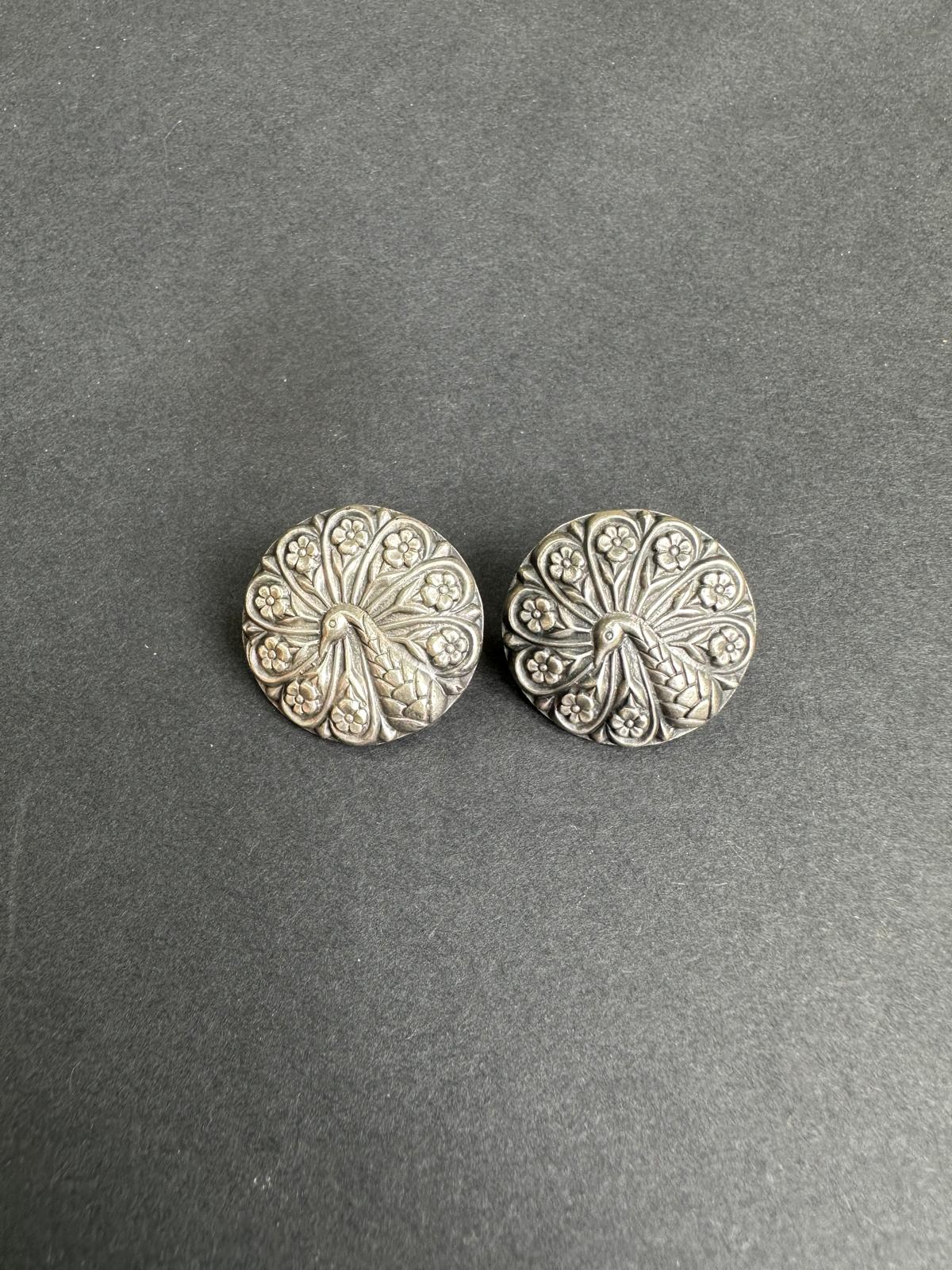 Peacock Motif Silver Stud