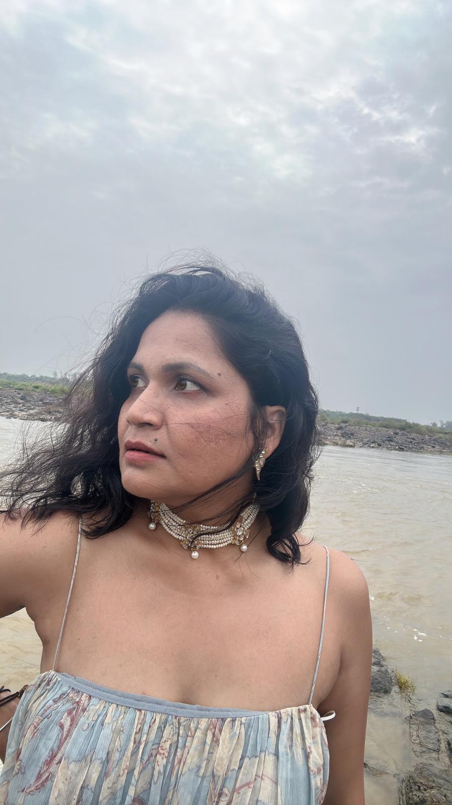 Kundan With Pearl Chokar