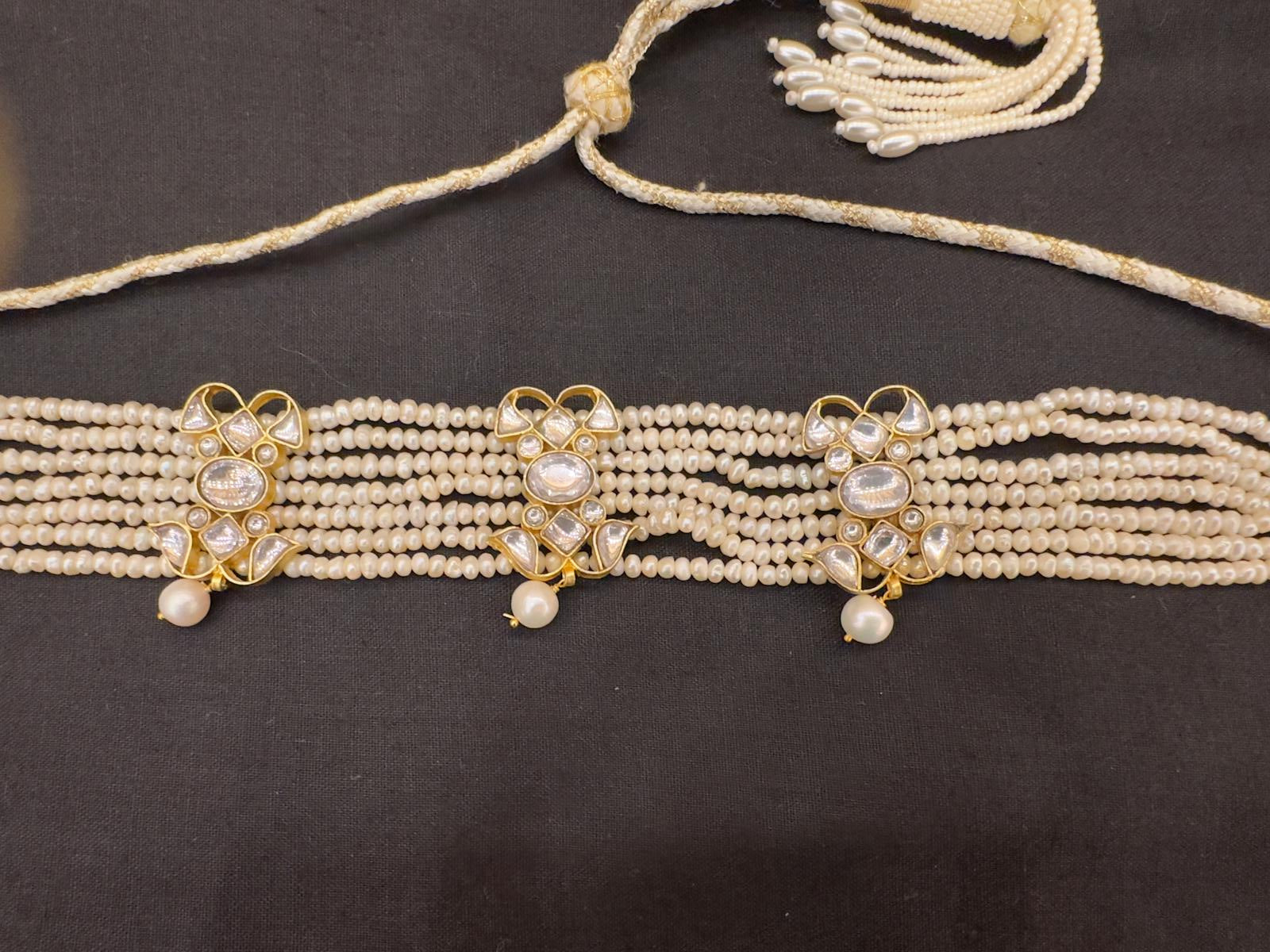 Kundan With Pearl Chokar