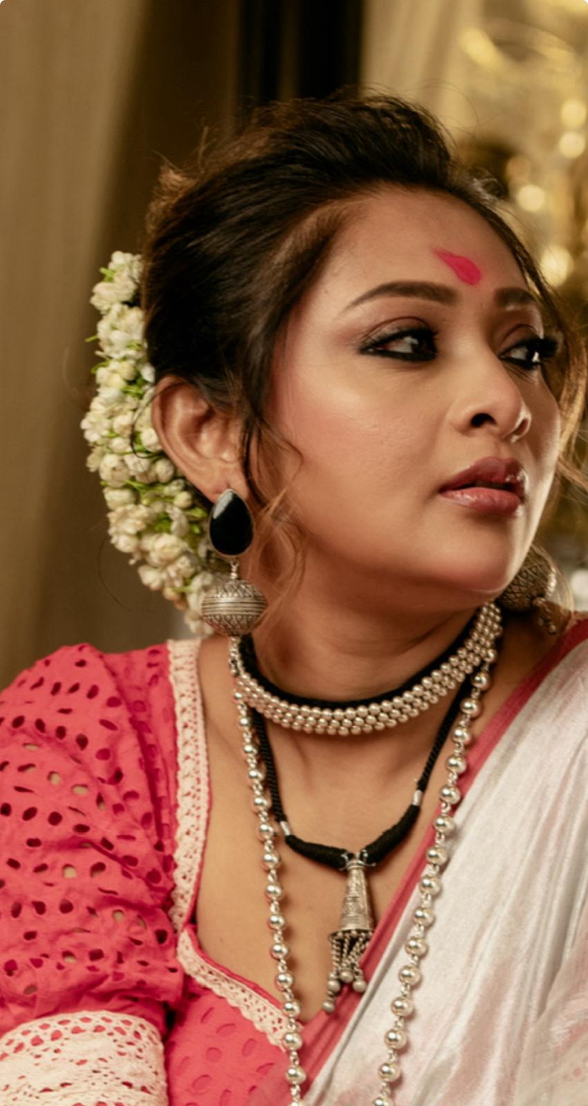 Black Onyx Vintage Silver Dangler